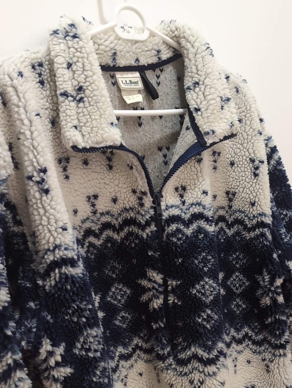 Vintage L.L. Bean Sherpa Pullover with Navy Nordic Pattern L - Picture 8 of 11